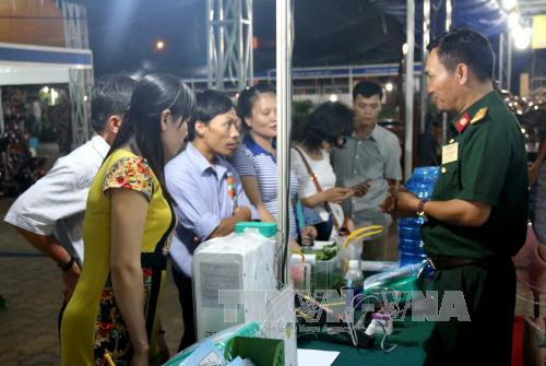 2015年东南部地区农业与贸易展销会正式开展 ảnh 2