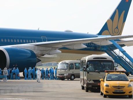 交通运输部:有机组人员和空乘人员违反隔离规定的航空公司将面临停止执行国际航班的惩罚 ảnh 1 交通运输部:有机组人员和空乘人员违反隔离规定的航空公司将面临停止执行国际航班的惩罚 ảnh 1