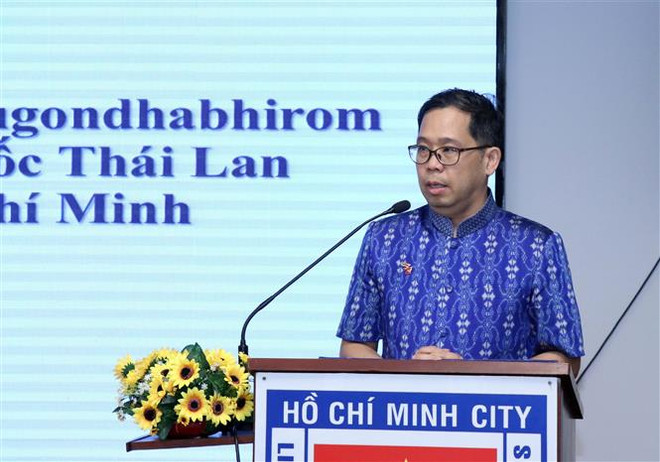 泰国国庆友好见面会在胡志明市举行 ảnh 2