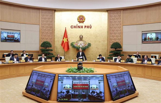 越南政府11月份例行会议:力争2020年国内生产总值增长2.5-3% ảnh 1 越南政府11月份例行会议:力争2020年国内生产总值增长2.5-3% ảnh 1