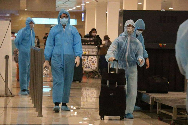 新冠肺炎疫情:将在新加坡的240余名越南公民接回国 ảnh 1 新冠肺炎疫情:将在新加坡的240余名越南公民接回国 ảnh 1