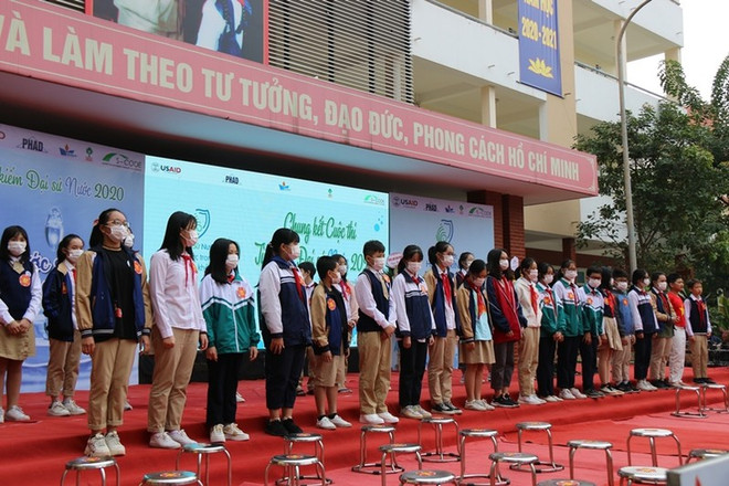 “寻找2020年水资源大使”比赛吸引众多河内市初中学生的参加 ảnh 1 “寻找2020年水资源大使”比赛吸引众多河内市初中学生的参加 ảnh 1