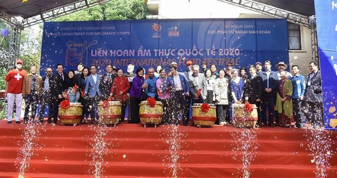 第8次国际美食节在河内成功举办 ảnh 1