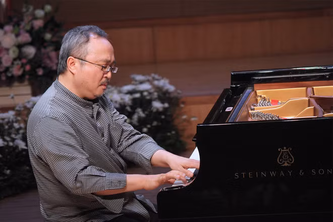 越南著名钢琴师邓泰山将在越韩特别名音乐演出 ảnh 1
