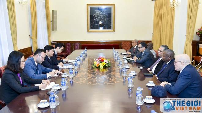 越南外交部副部长阮国强会见非洲各国驻越大使 ảnh 1 越南外交部副部长阮国强会见非洲各国驻越大使 ảnh 1