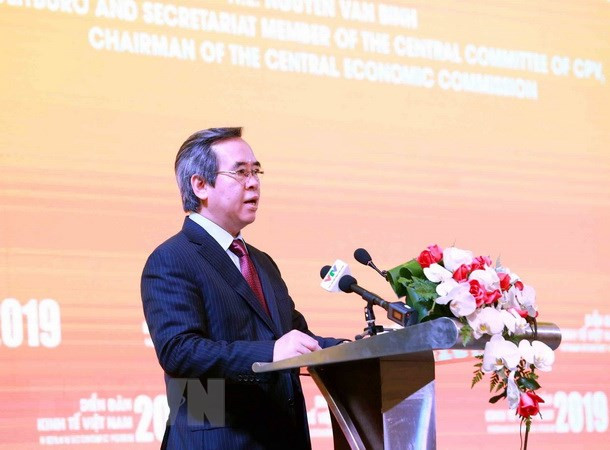 越共中央经济部部长阮文平会见中国国务院发展研究中心代表团 ảnh 1 越共中央经济部部长阮文平会见中国国务院发展研究中心代表团 ảnh 1