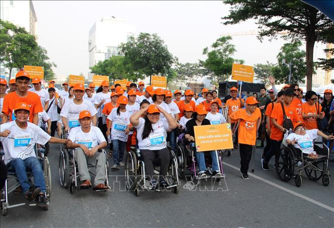 2019年胡志明市国际马拉松赛吸引9000多名运动员参加 ảnh 2