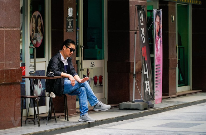 组图:在新冠肺炎疫情不断扩散蔓延的背景下首都河内“韩人街”生活如何? ảnh 18 组图:在新冠肺炎疫情不断扩散蔓延的背景下首都河内“韩人街”生活如何? ảnh 18