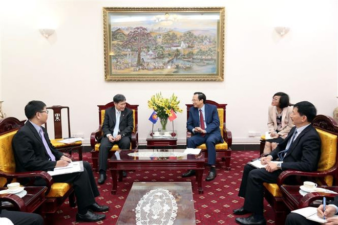 人力资源有助于东盟各国摆脱中等收入陷阱 ảnh 1 人力资源有助于东盟各国摆脱中等收入陷阱 ảnh 1