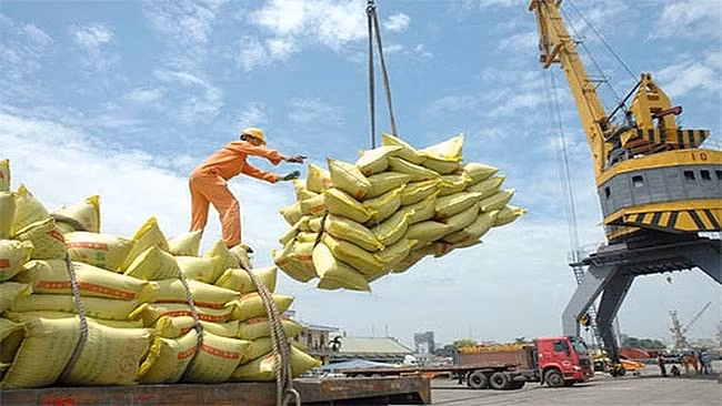 2019年越南商品进出口金额将突破5000亿美元大关 ảnh 1 2019年越南商品进出口金额将突破5000亿美元大关 ảnh 1