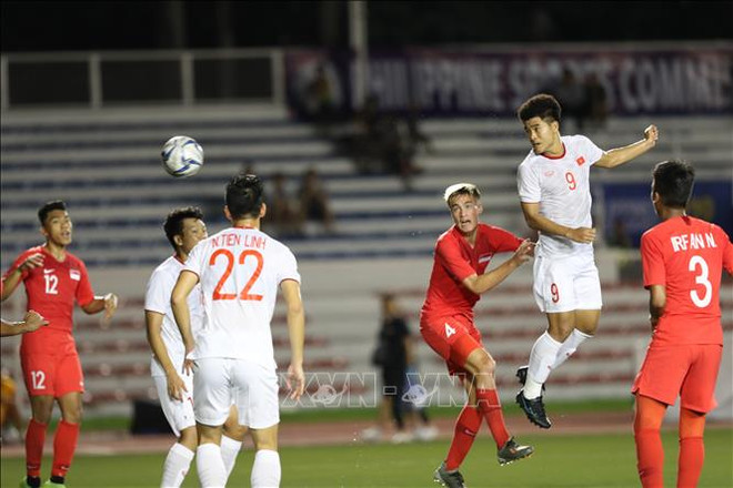 第30届东南亚运动会:越南U22队1-0力克新加坡U22队 ảnh 1 第30届东南亚运动会:越南U22队1-0力克新加坡U22队 ảnh 1