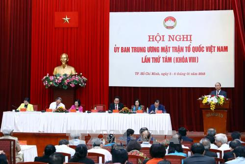 政府总理阮春福:政府一直认真倾听越南祖国阵线的意见建议 ảnh 1 政府总理阮春福:政府一直认真倾听越南祖国阵线的意见建议 ảnh 1