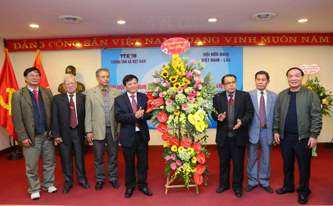 越老友好协会越通社分会正式成立 ảnh 1