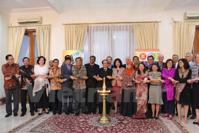 东盟与印度建交25周年纪念活动在印度尼西亚举行 ảnh 2 东盟与印度建交25周年纪念活动在印度尼西亚举行 ảnh 2