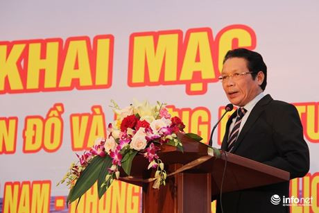 “黄沙与长沙归属越南——历史证据和法律依据” 资料和地图展在河内举行 ảnh 1 “黄沙与长沙归属越南——历史证据和法律依据” 资料和地图展在河内举行 ảnh 1