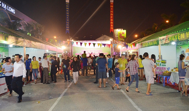 2017年10月广宁省OCOP产品消费周圆满结束 ảnh 1 2017年10月广宁省OCOP产品消费周圆满结束 ảnh 1