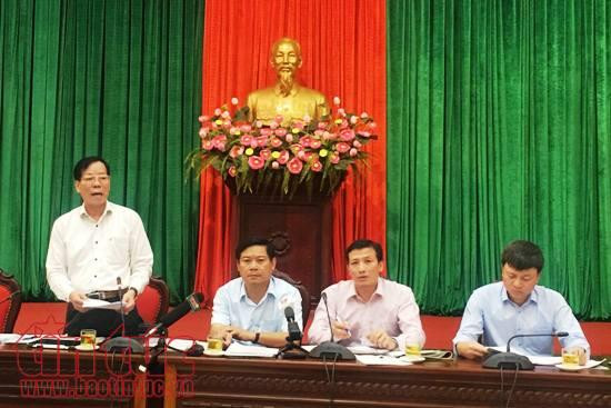 越南各地纷纷举行俄国十月革命胜利一百周年纪念活动 ảnh 1 越南各地纷纷举行俄国十月革命胜利一百周年纪念活动 ảnh 1