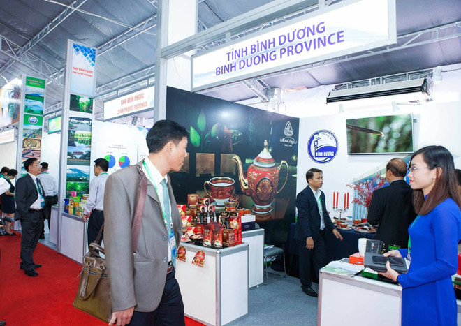 2017年APEC会议:越南经贸展览会在岘港市举行 ảnh 1 2017年APEC会议:越南经贸展览会在岘港市举行 ảnh 1