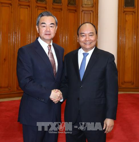政府总理阮春福会见中国外交部长王毅 ảnh 1 政府总理阮春福会见中国外交部长王毅 ảnh 1
