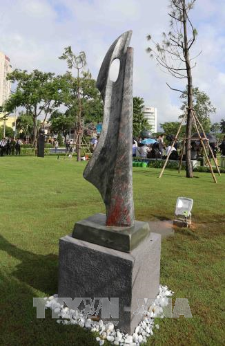 2017年APEC会议:代表们在APEC公园参观游览 兴致勃勃 ảnh 2 2017年APEC会议:代表们在APEC公园参观游览 兴致勃勃 ảnh 2