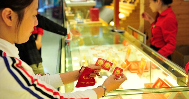 4月5日上午越南国内黄金卖出价上涨15万越盾 ảnh 1