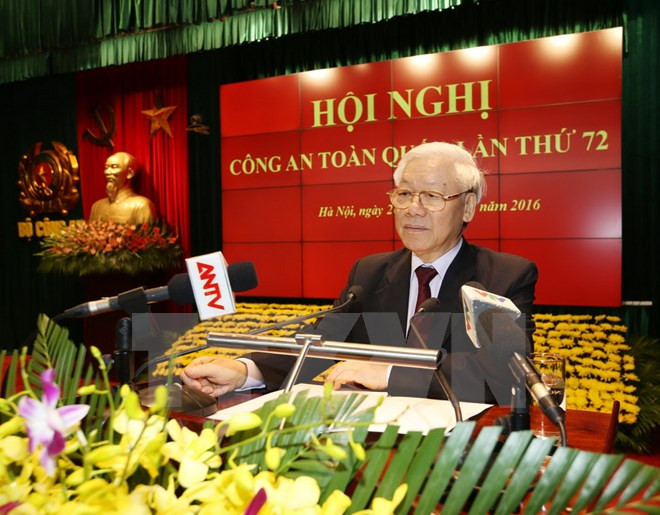 越共中央总书记阮富仲出席第72次全国公安会议 ảnh 1