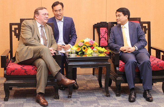 河内与匈牙利各地进一步加强合作 ảnh 1