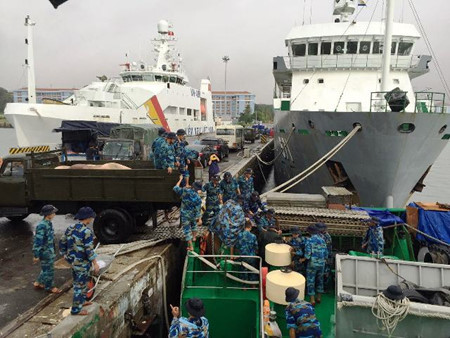 向长沙岛县运送500吨年货服务丁酉春节 ảnh 1 向长沙岛县运送500吨年货服务丁酉春节 ảnh 1