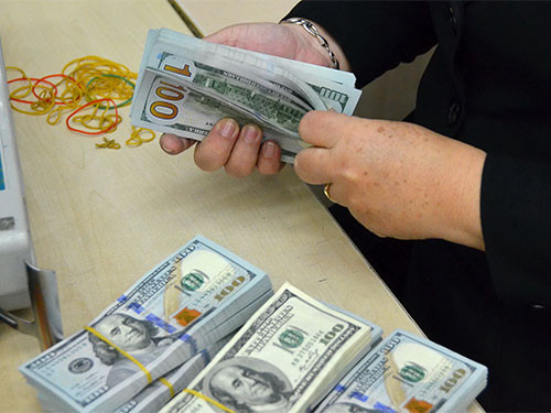 越盾兑换美元中心汇率固定不变 ảnh 1 越盾兑换美元中心汇率固定不变 ảnh 1