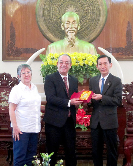 古巴工作代表团赴芹苴市考察了解投资商机 ảnh 1