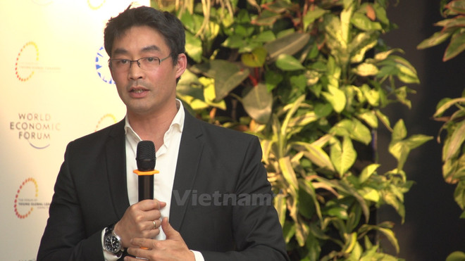 世界经济论坛执行董事与越南青年进行交流 ảnh 1 世界经济论坛执行董事与越南青年进行交流 ảnh 1