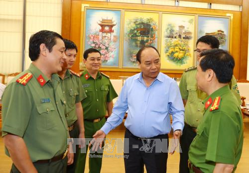 越南政府总理阮春福: 对非法砍伐森林相关责任人员进行责任追究 ảnh 3 越南政府总理阮春福: 对非法砍伐森林相关责任人员进行责任追究 ảnh 3