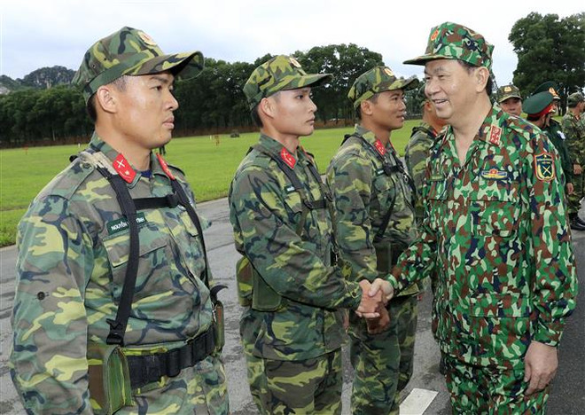 越南国家主席陈大光:越南人民军应不断提升综合力量和战斗力 ảnh 1 越南国家主席陈大光:越南人民军应不断提升综合力量和战斗力 ảnh 1