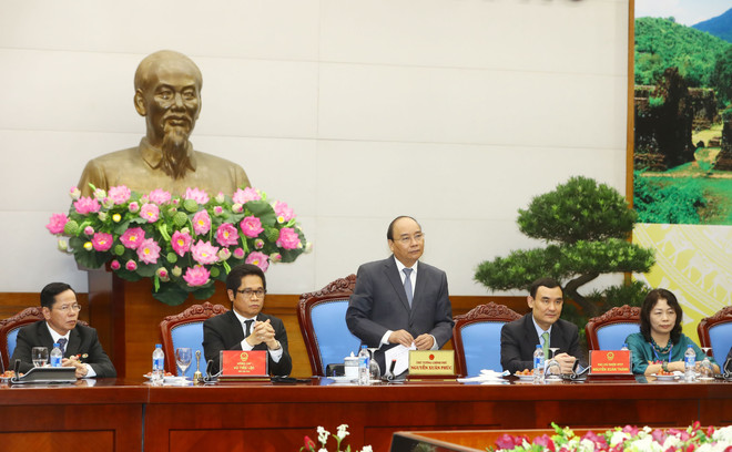 越南政府总理阮春福:企业将继续受政府推崇和保护 ảnh 2 越南政府总理阮春福:企业将继续受政府推崇和保护 ảnh 2