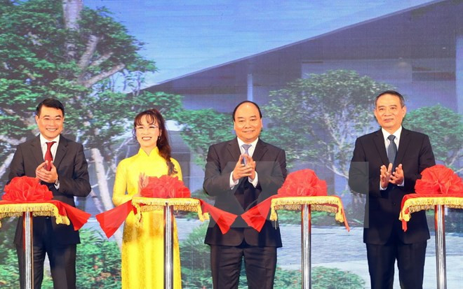 政府总理阮春福出席岘港Ariyana国际会议中心落成典礼 ảnh 1 政府总理阮春福出席岘港Ariyana国际会议中心落成典礼 ảnh 1