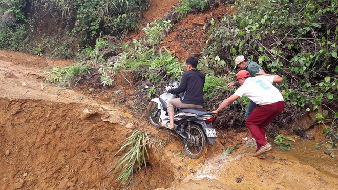 越南各地出现特大暴雨 造成重大人员伤亡和财产损失 ảnh 2
