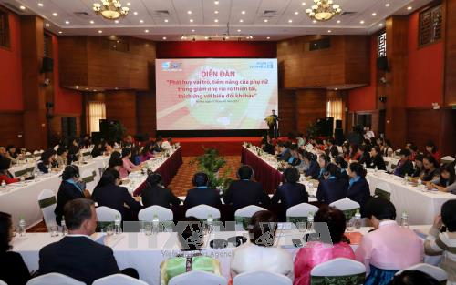 越南妇女积极参与预防自然灾害和应对气候变化工作 ảnh 1