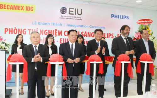 越南最先进的照明实验室在平阳省落成 ảnh 1 越南最先进的照明实验室在平阳省落成 ảnh 1