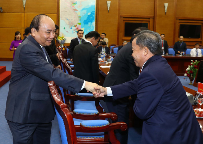 越南政府总理阮春福:企业将继续受政府推崇和保护 ảnh 3 越南政府总理阮春福:企业将继续受政府推崇和保护 ảnh 3