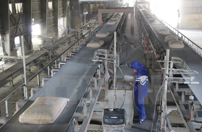 2017年9月份越南的水泥和熟料出口量环比增长10.6% ảnh 1