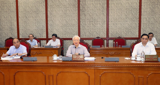 越共中央总书记阮富仲：将新冠疫情防控工作放在首位 ảnh 1