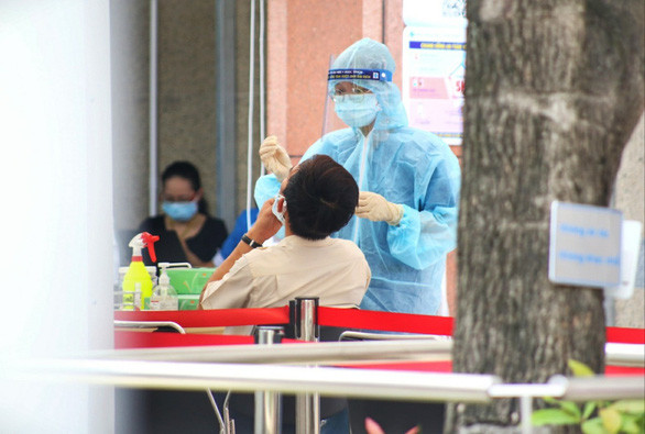 胡志明市升级疫情防控级别 及时制定应急预案 ảnh 1