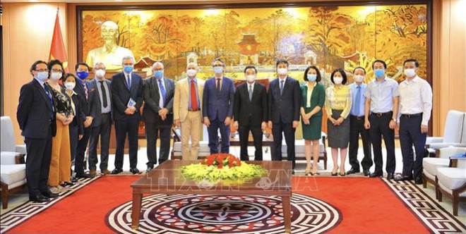 欧盟建议在河内建设一所达到欧洲标准的大学 ảnh 2