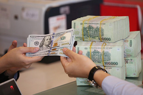 8月17日越盾对美元汇率中间价下调2越盾 ảnh 1