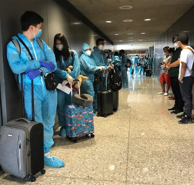 新冠肺炎疫情:越南将在美国的340余名公民接回国 ảnh 1 新冠肺炎疫情:越南将在美国的340余名公民接回国 ảnh 1