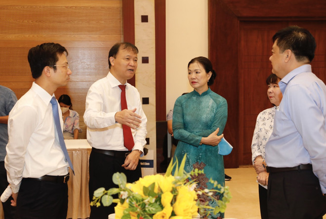 越南货在各大型分销系统上占有相当大的比重 ảnh 3 越南货在各大型分销系统上占有相当大的比重 ảnh 3