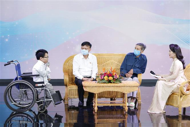 题为“渴望前进”图片展以在线形式举行 ảnh 2 题为“渴望前进”图片展以在线形式举行 ảnh 2