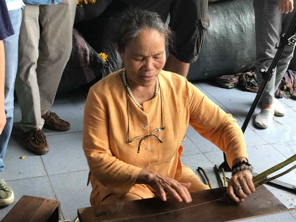 独特的莲丝织物 ảnh 1 独特的莲丝织物 ảnh 1