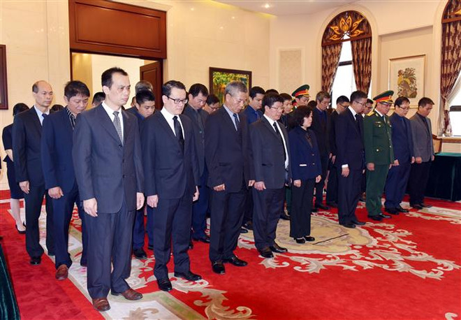 越南驻中国大使馆为黎可漂举行吊唁仪式 ảnh 1 越南驻中国大使馆为黎可漂举行吊唁仪式 ảnh 1