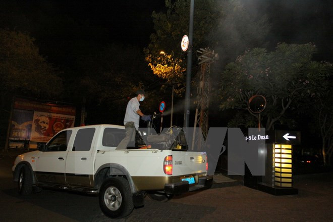 越南庆和省积极展开塞卡病毒与登革热防控措施 ảnh 1 越南庆和省积极展开塞卡病毒与登革热防控措施 ảnh 1